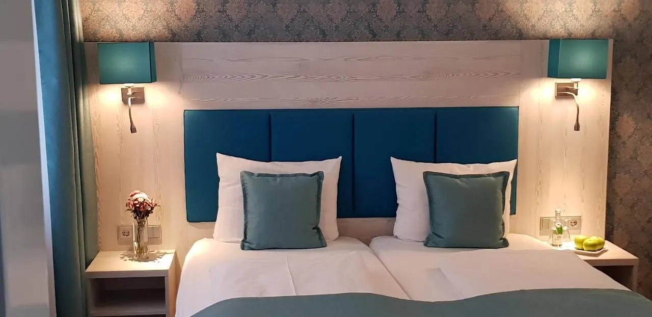 Hotel Budapester Hof Hamburg 2*,