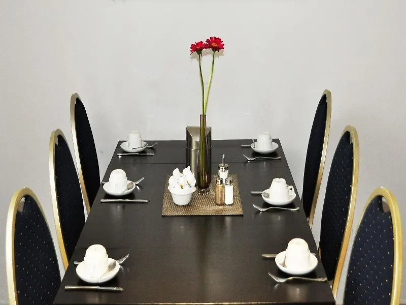 Hotel Budapester Hof Hamburg 2*,