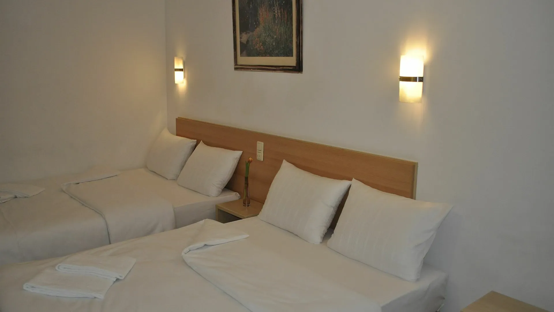 Hotel Budapester Hof Hamburg 2*,  Germany